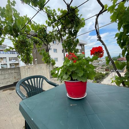 Casa Intera La Paghi Come Una Camera The Home With The Price Of A Room Durrës Exteriör bild