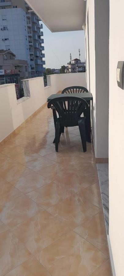 Casa Intera La Paghi Come Una Camera The Home With The Price Of A Room Durrës Exteriör bild