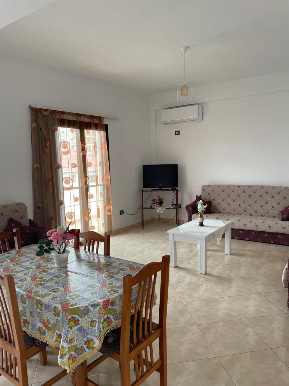 Casa Intera La Paghi Come Una Camera The Home With The Price Of A Room Durrës Exteriör bild